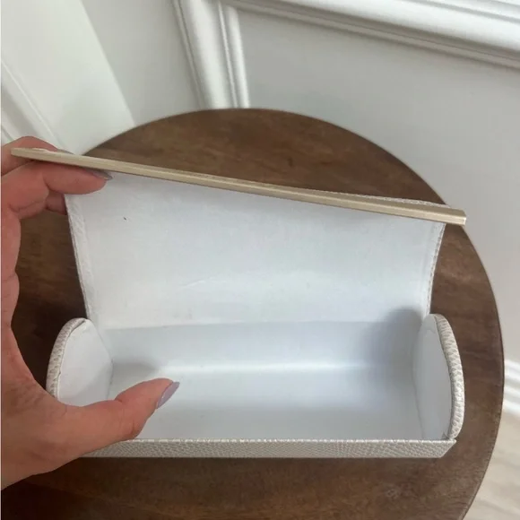 JIMMY CHOO -Sunglass Case